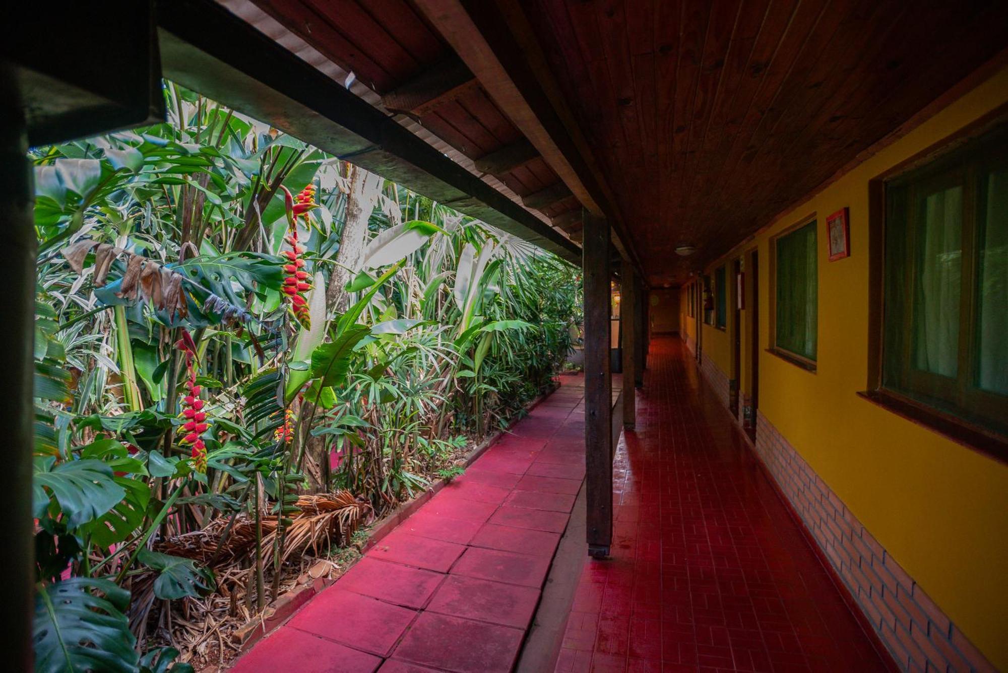 Hosteria Los Helechos Puerto Iguazú Exteriér fotografie
